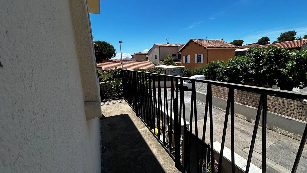 Photo of Outdoor in La Jetee
