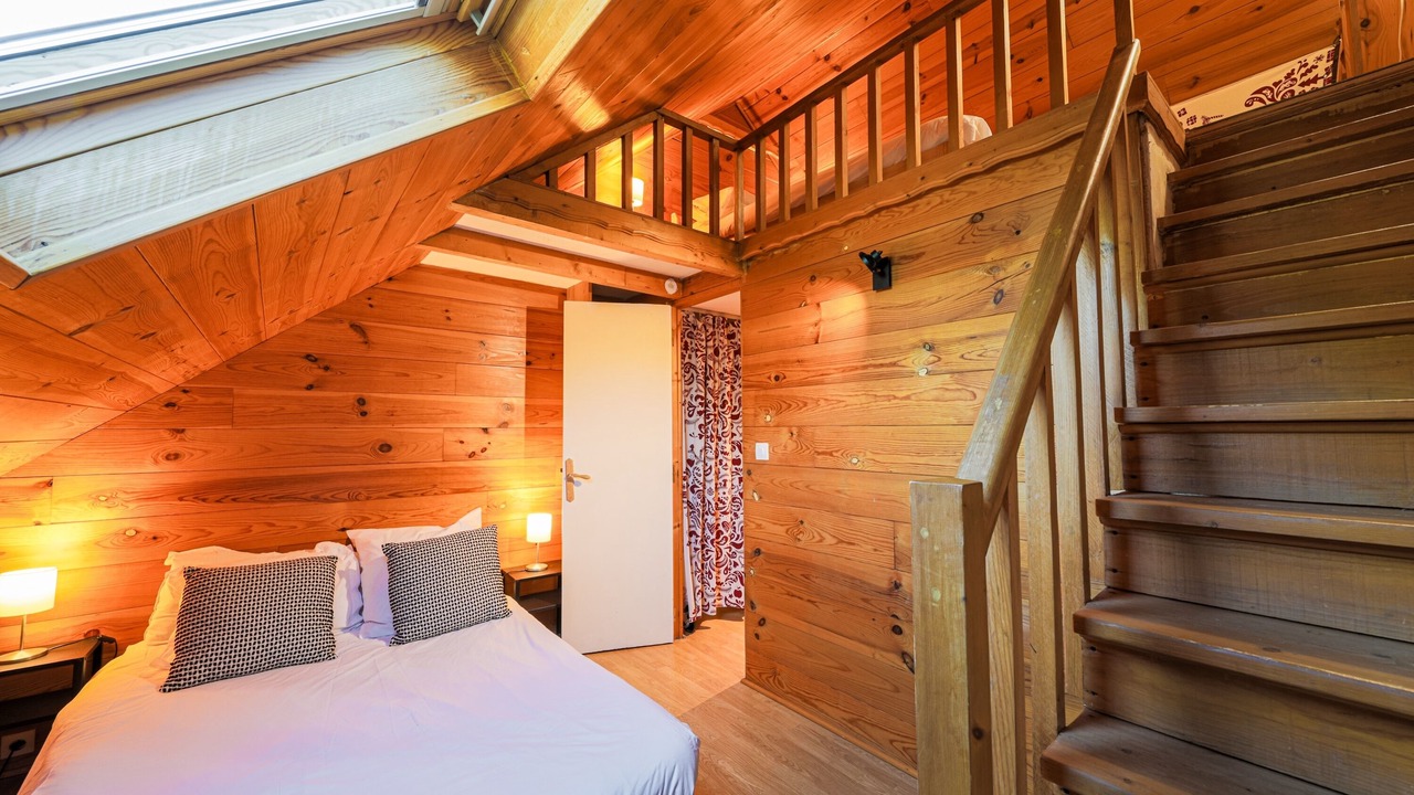 Photo of Bedroom in Oz-en-Oisans