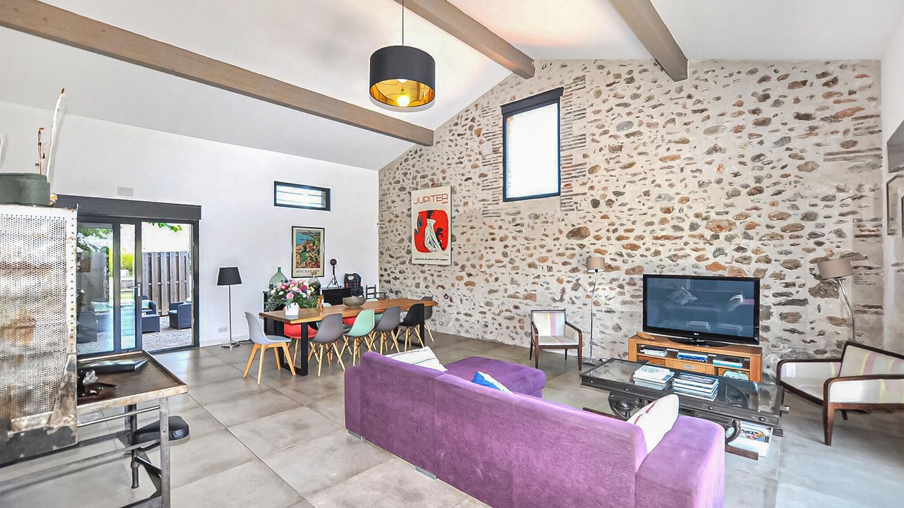 Photo of Bedroom in Saint-Genis