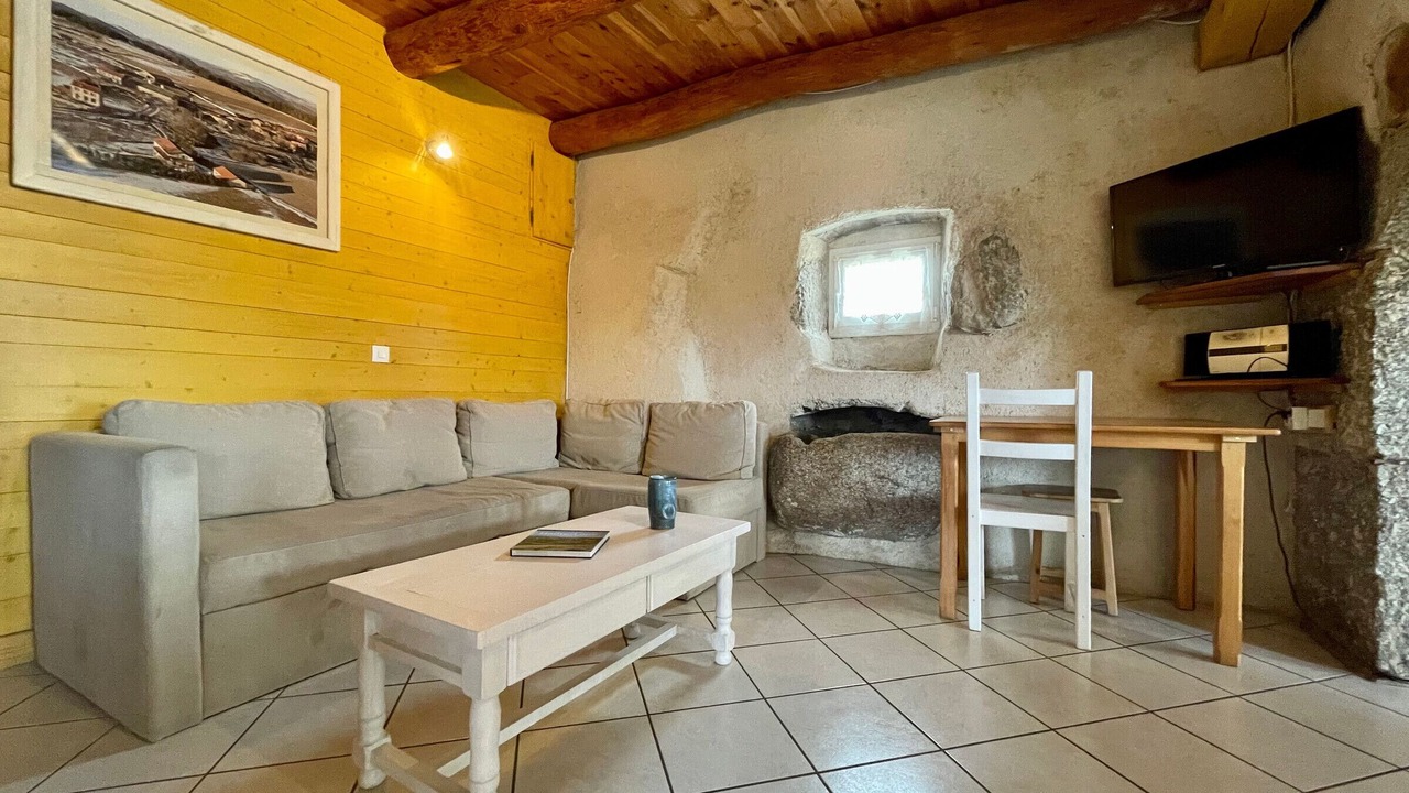 Photo of Livingroom in Alleyras