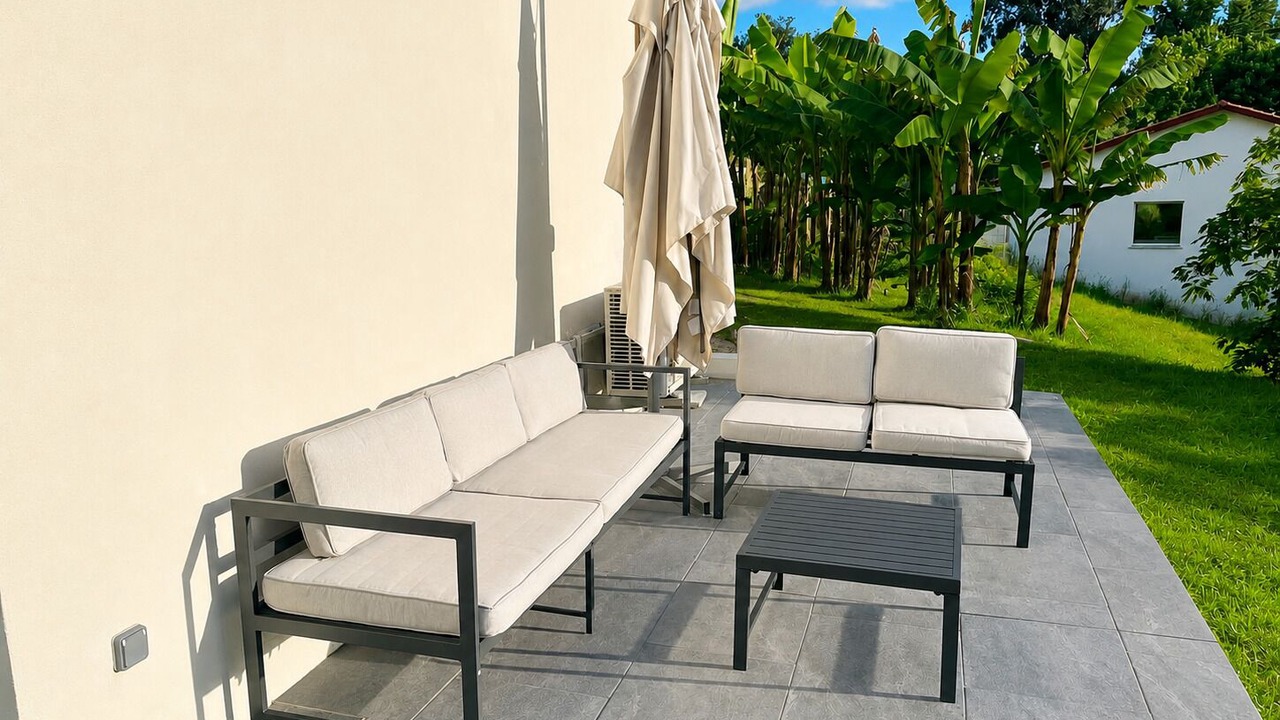 Photo of Patio Balcony in Briscous