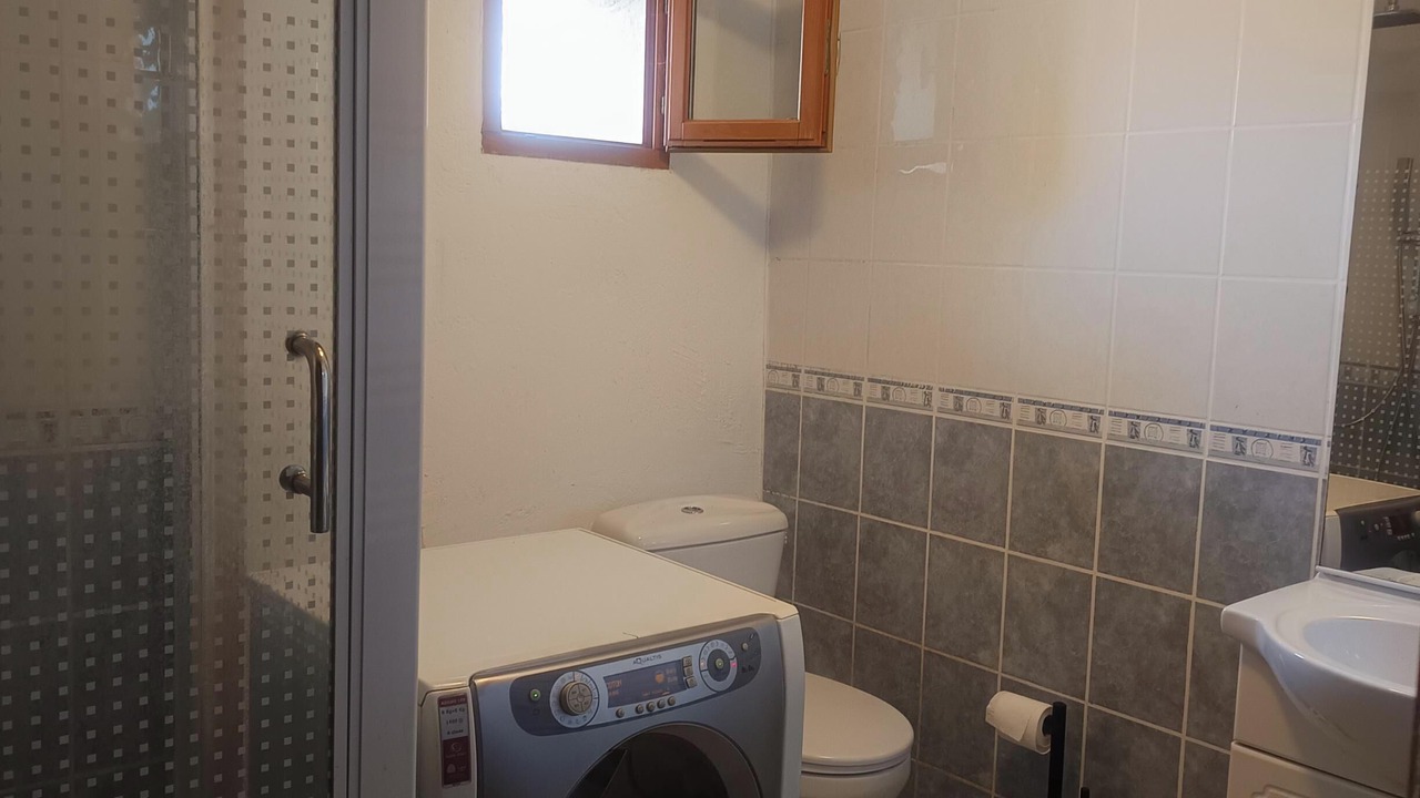 Photo of Bathroom in Poujols