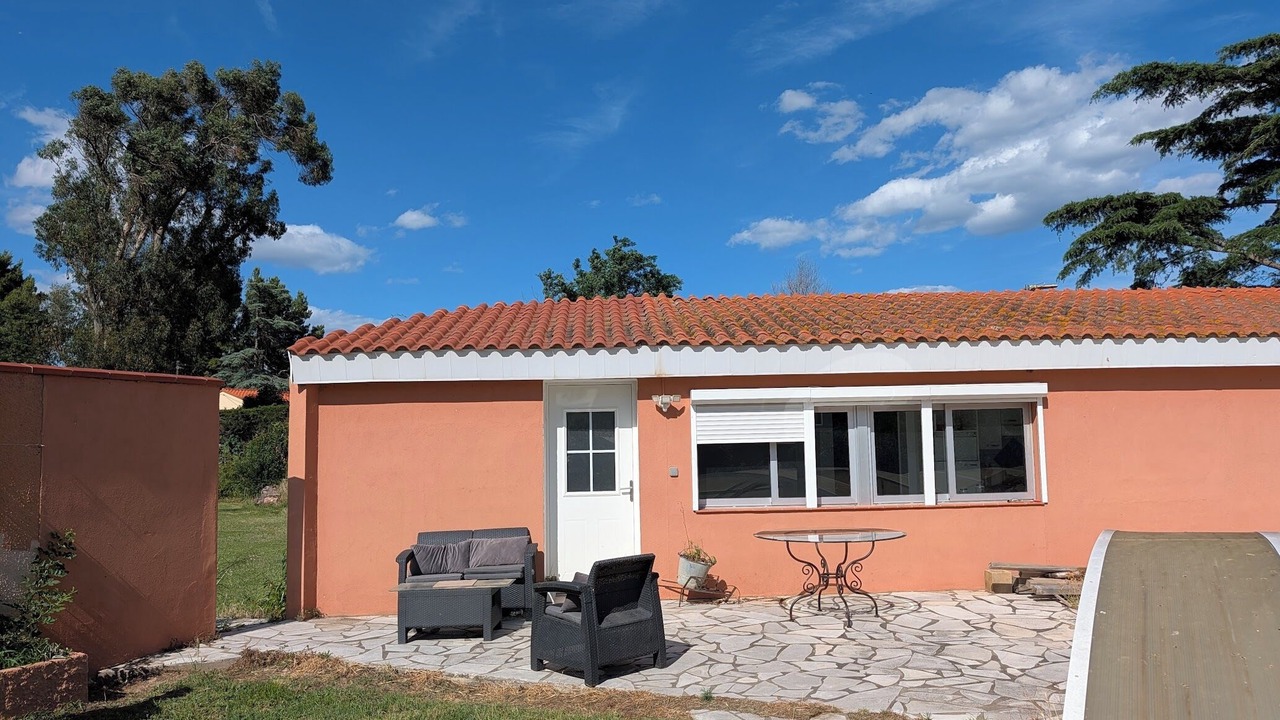 Photo of Patio Balcony in Bompas