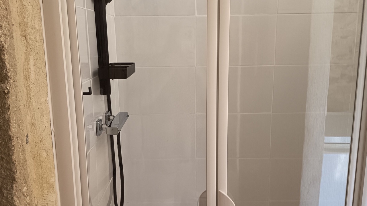 Photo of Bathroom in Aramon