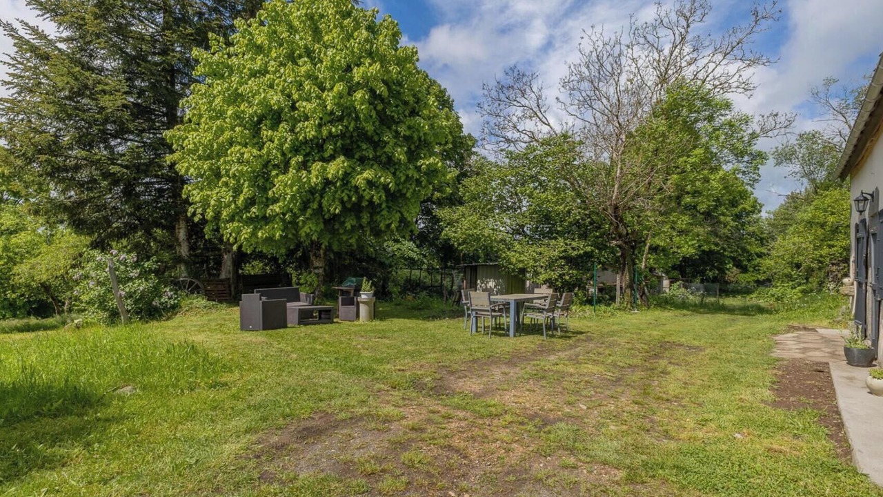 Photo of Outdoor in Larodde