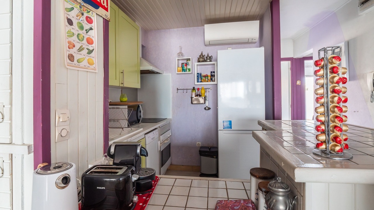 Photo of Kitchen in La Jetee
