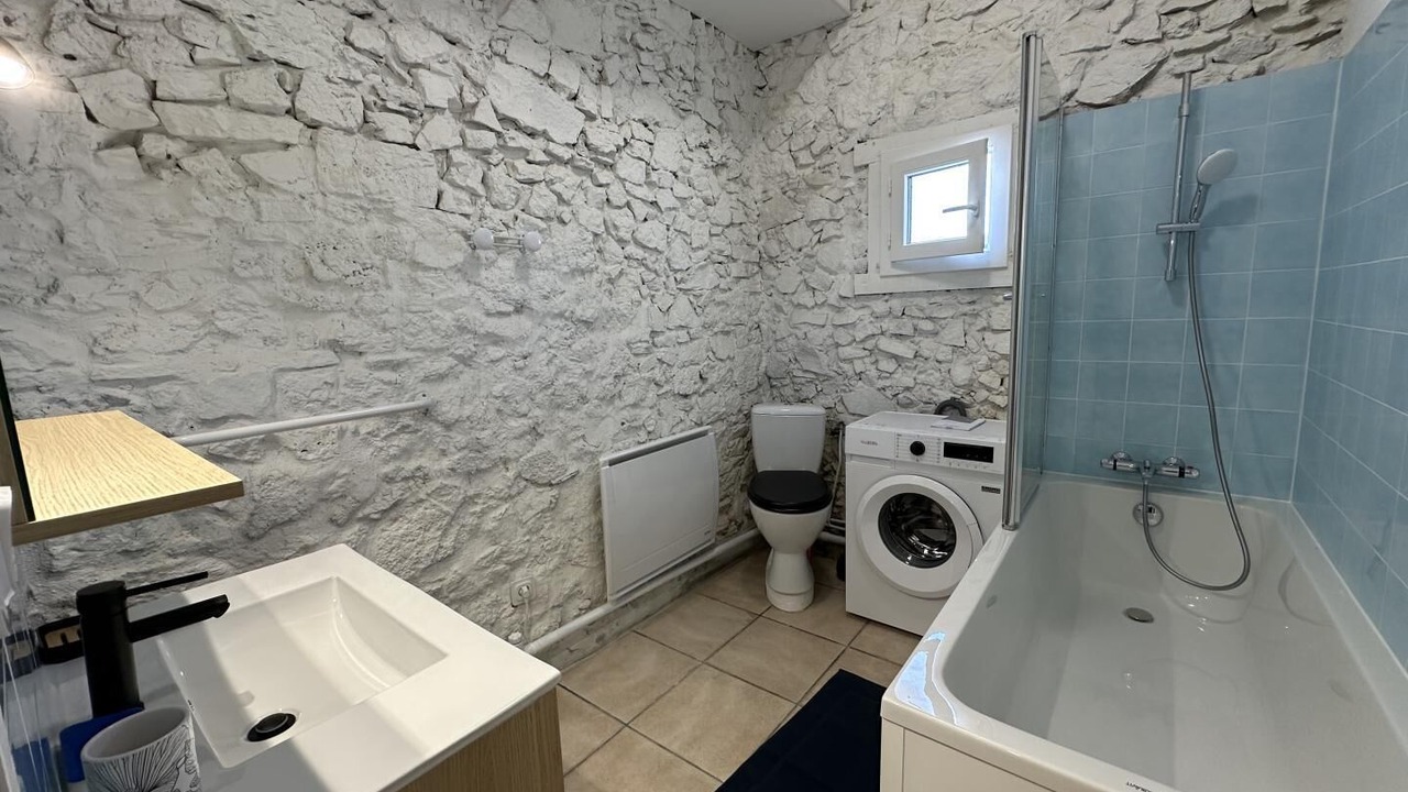 Photo of Bathroom in Dax