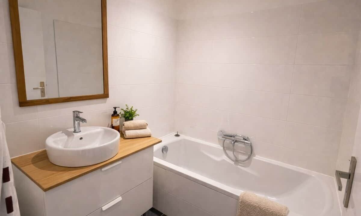 Photo of Bathroom in Villeneuve-de-la-Raho