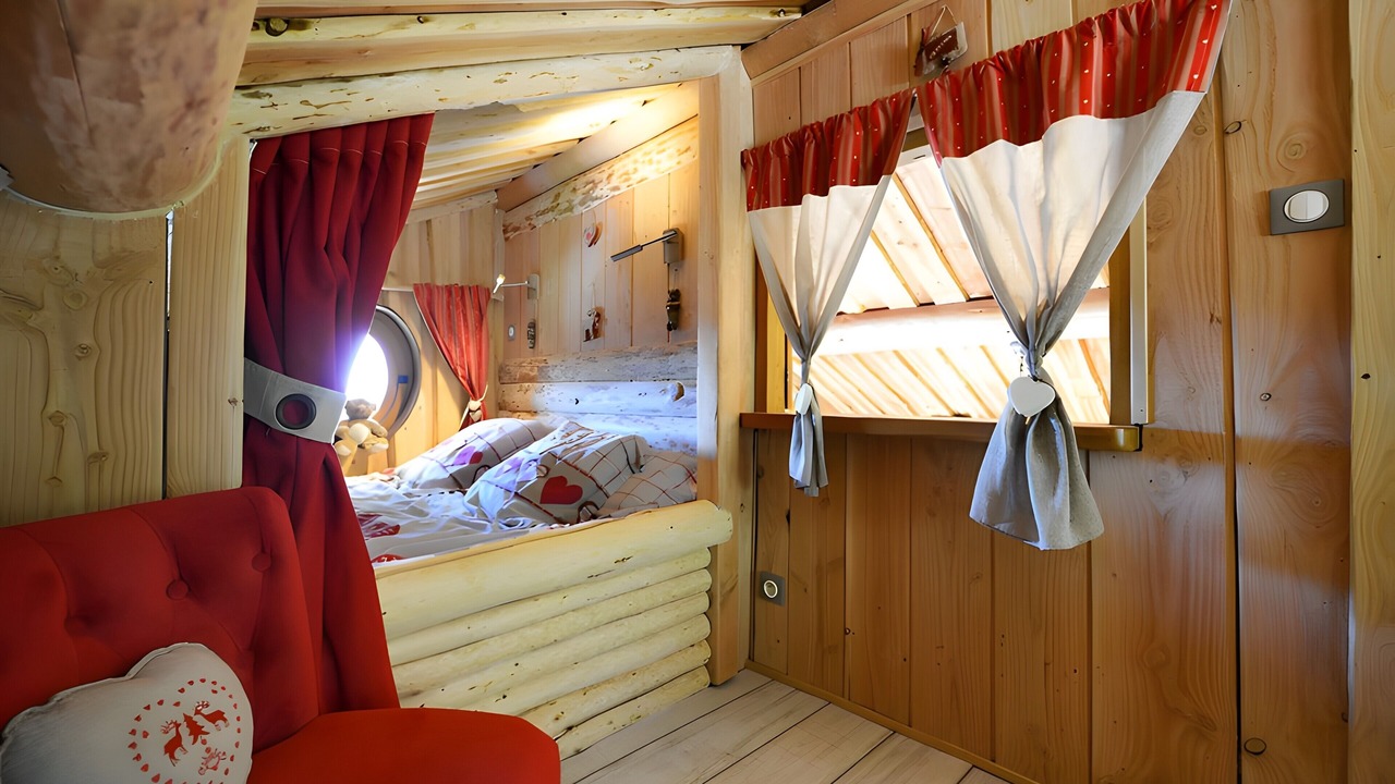 Photo of Bedroom in Montmurat