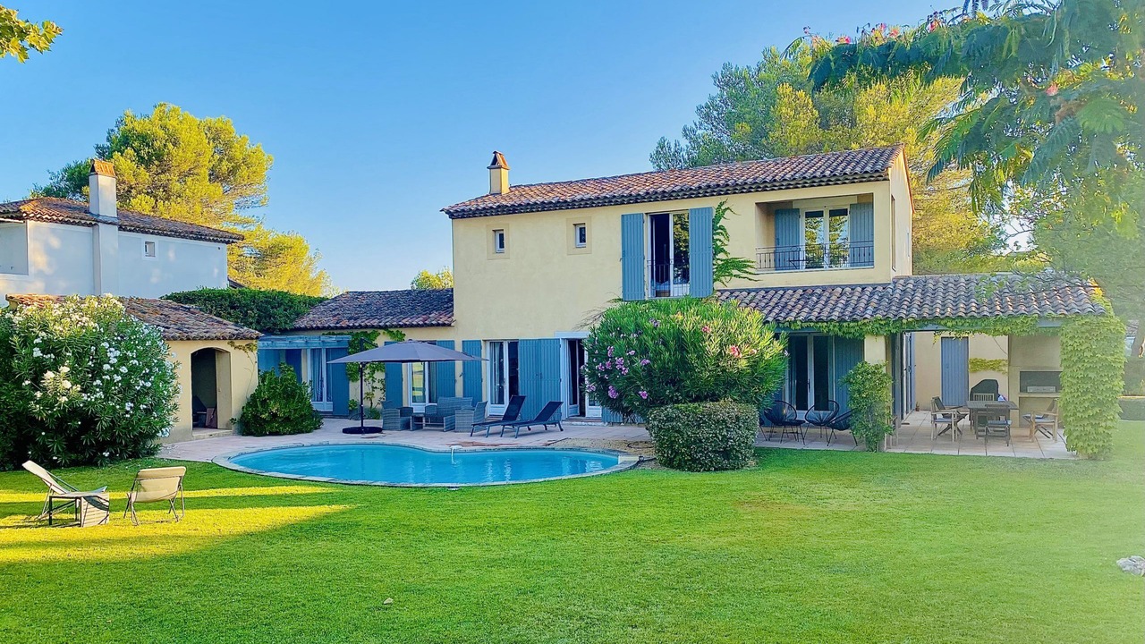 Photo of Outdoor in Pont Royal