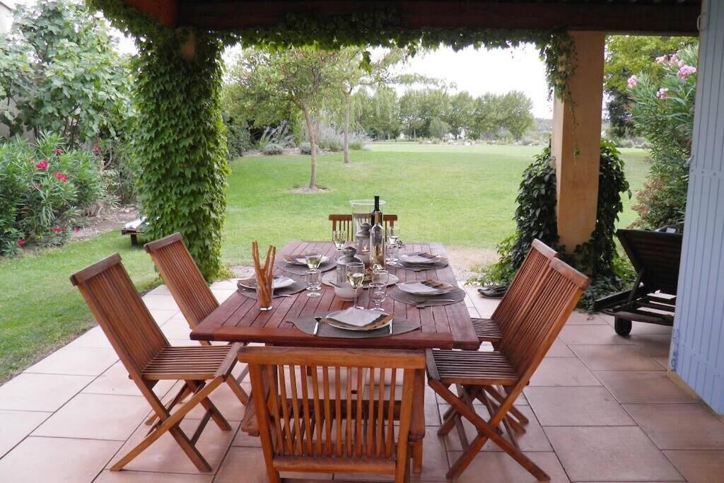 Photo of Outdoor in Pont Royal