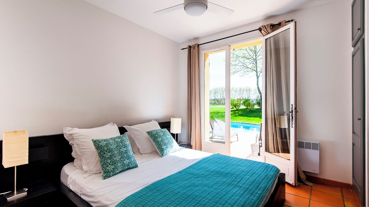 Photo of Bedroom in Pont Royal