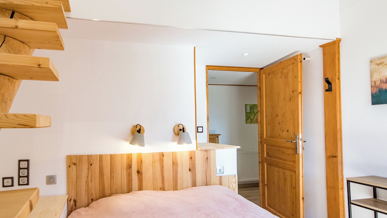 Photo of Bedroom in Saint-Jean-de-Maurienne