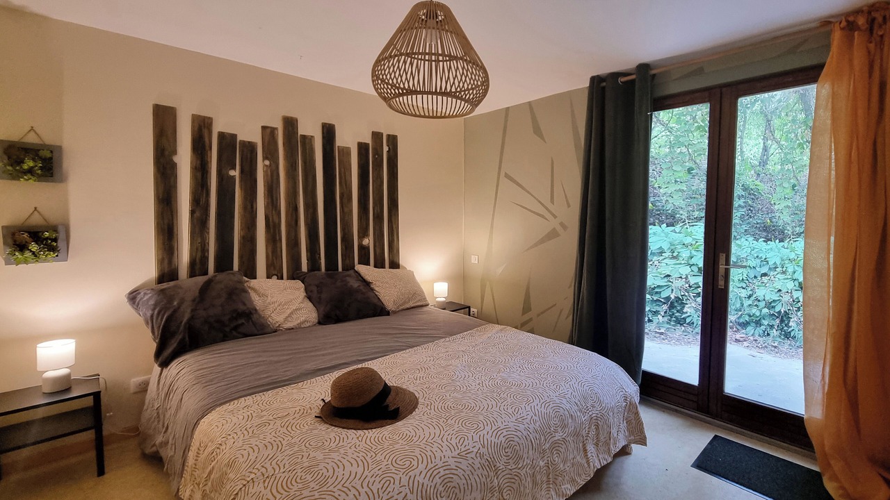 Photo of Bedroom in Saint-Laurent-du-Pape
