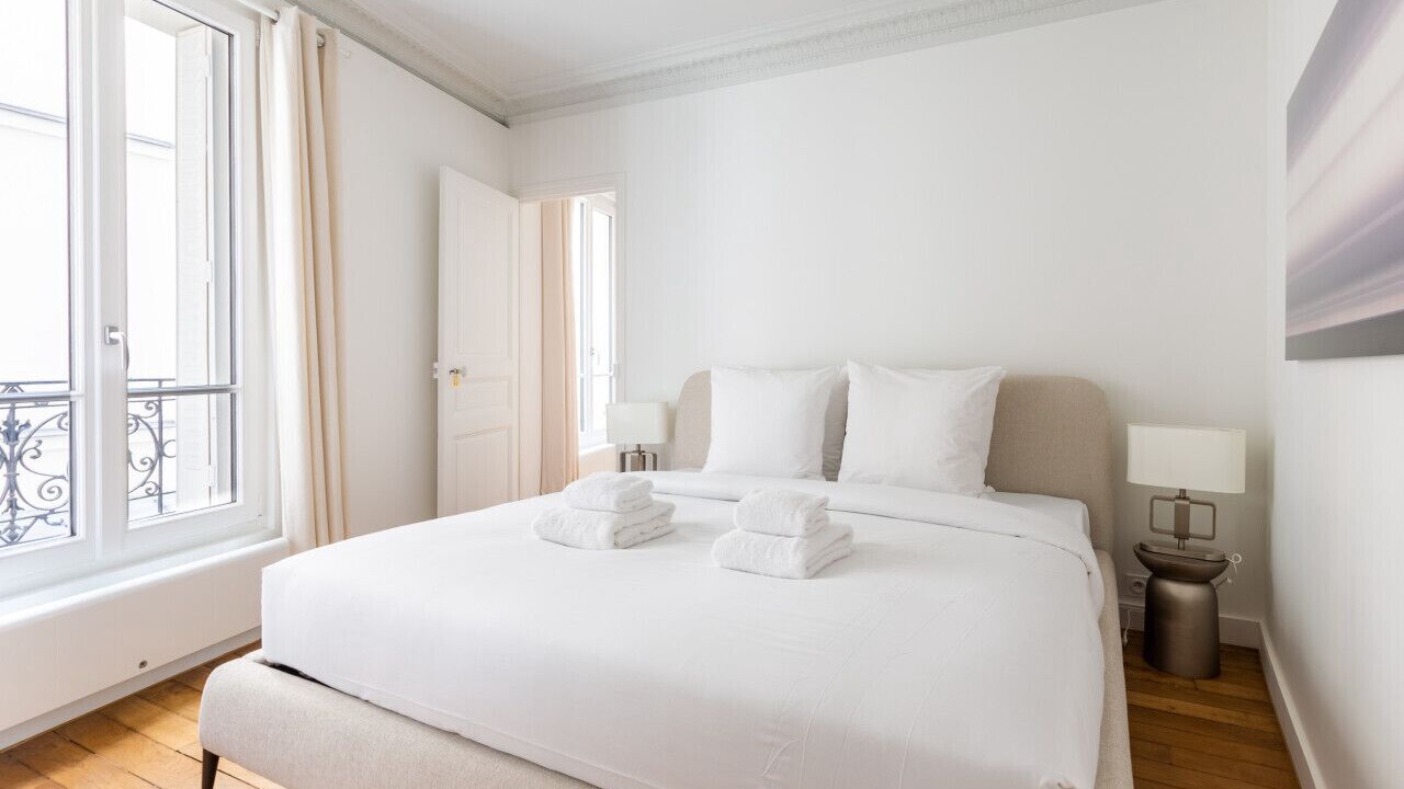 Photo of Bedroom in 7th Arrondissement