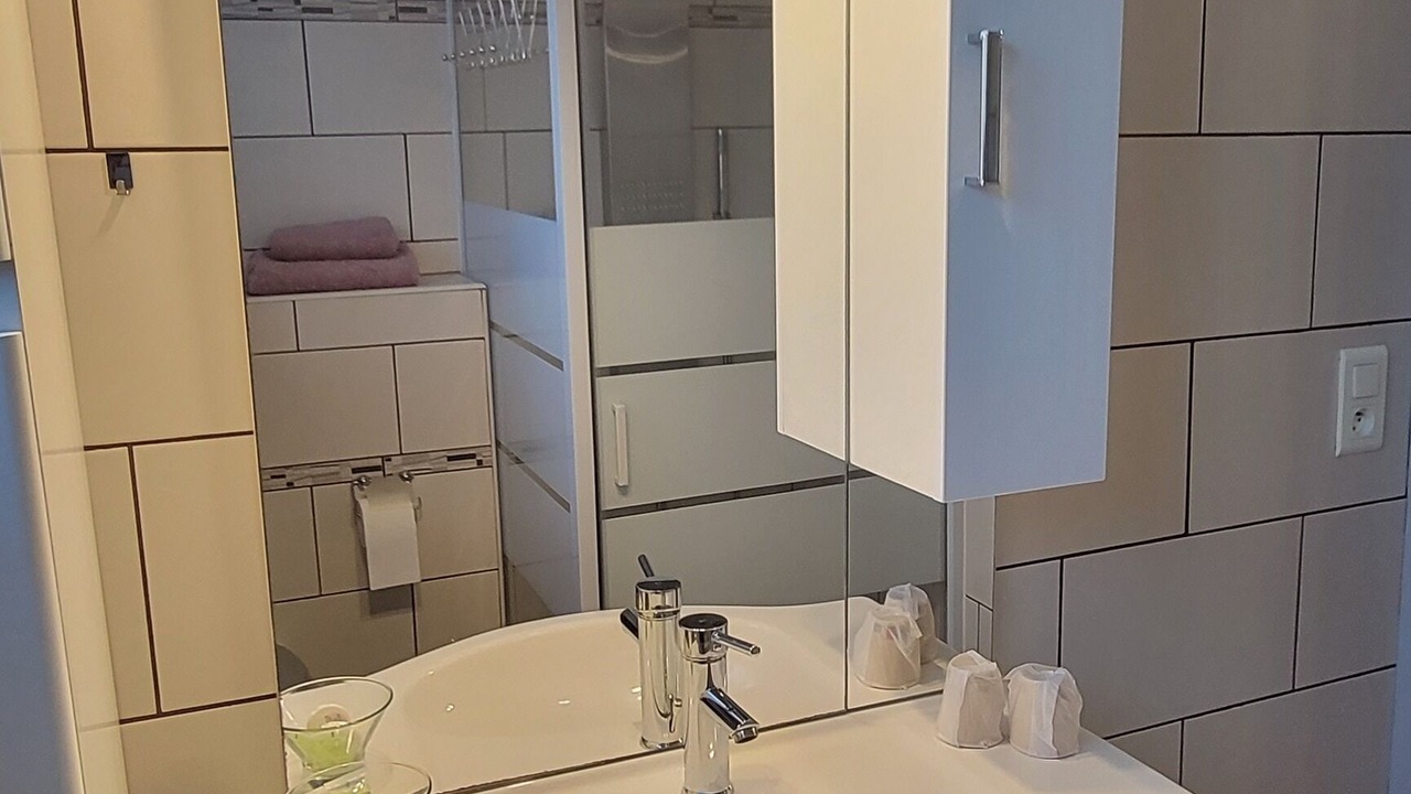 Photo of Bathroom in Saint-Martin-de-Valgalgues