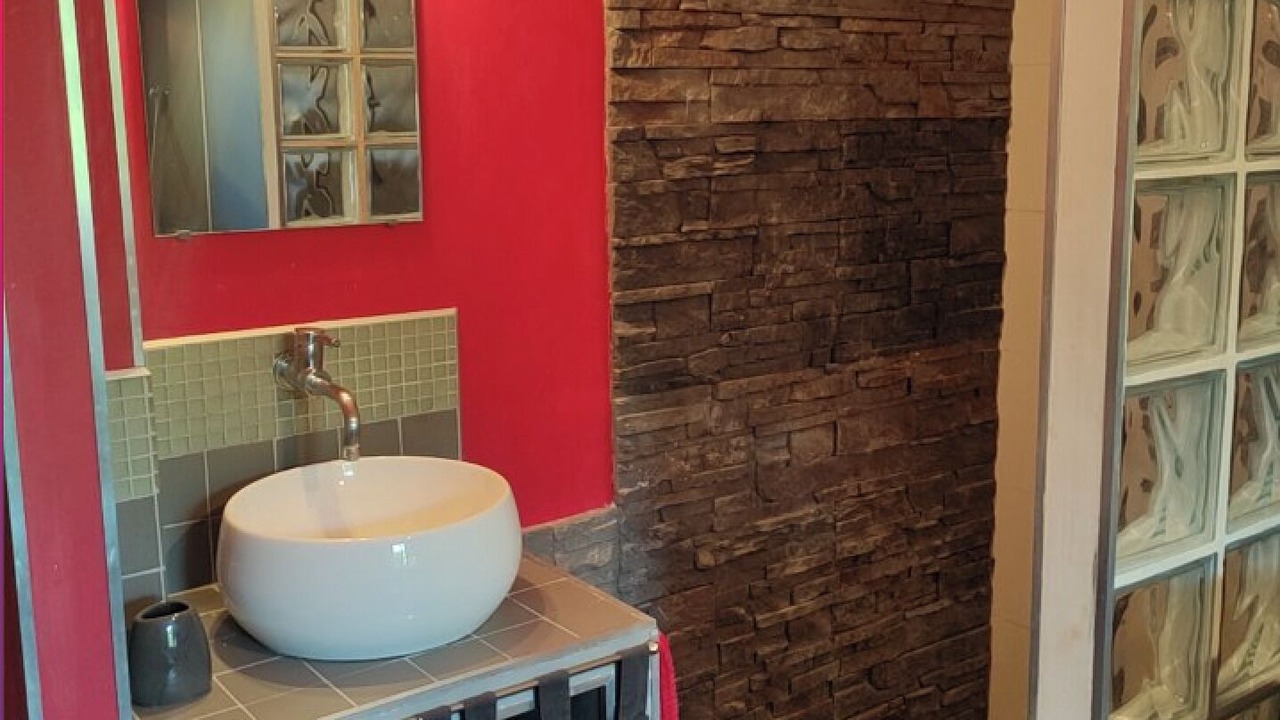 Photo of Bathroom in Beauvoisin