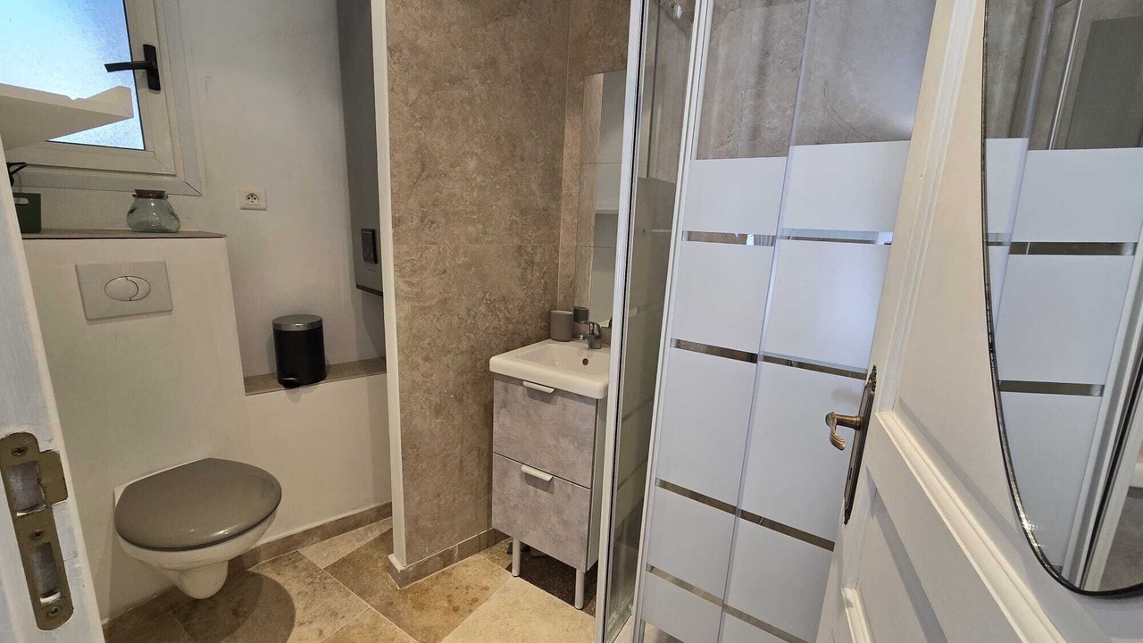 Photo of Bathroom in La Madeleine