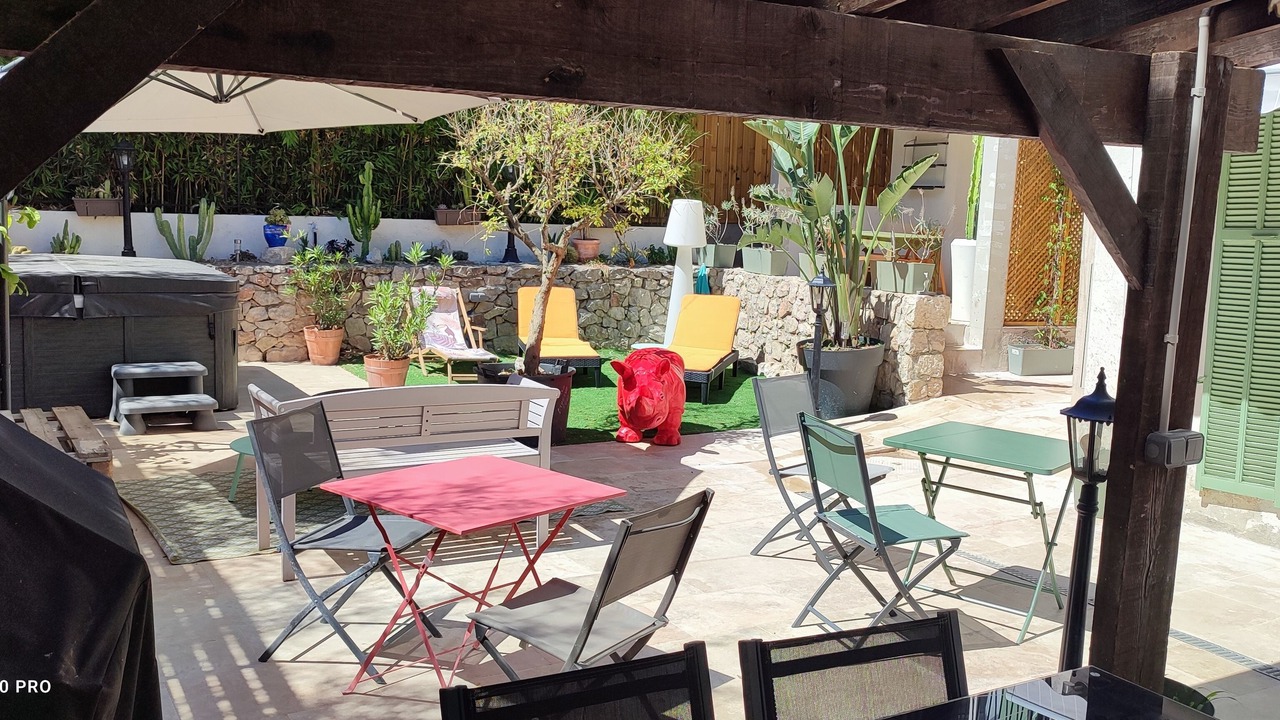 Photo of Outdoor in La Madeleine