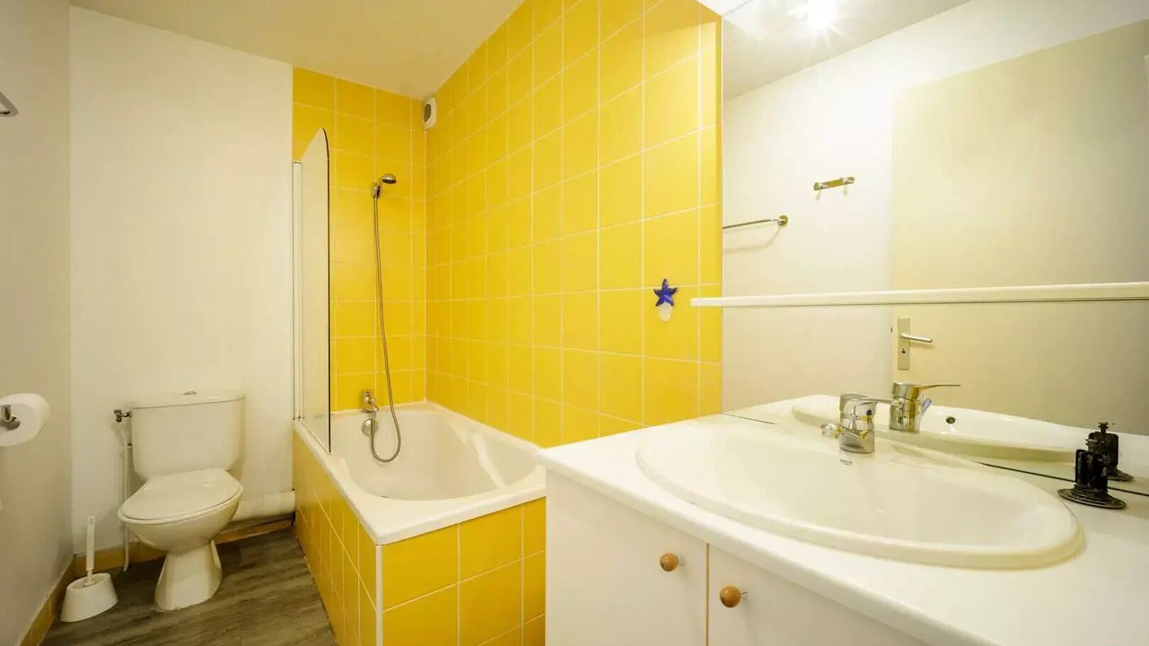Photo of Bathroom in Germ