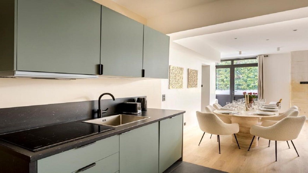 Photo of Kitchen in Champs-Elysees