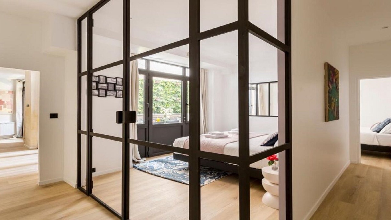 Photo of Bedroom in Champs-Elysees
