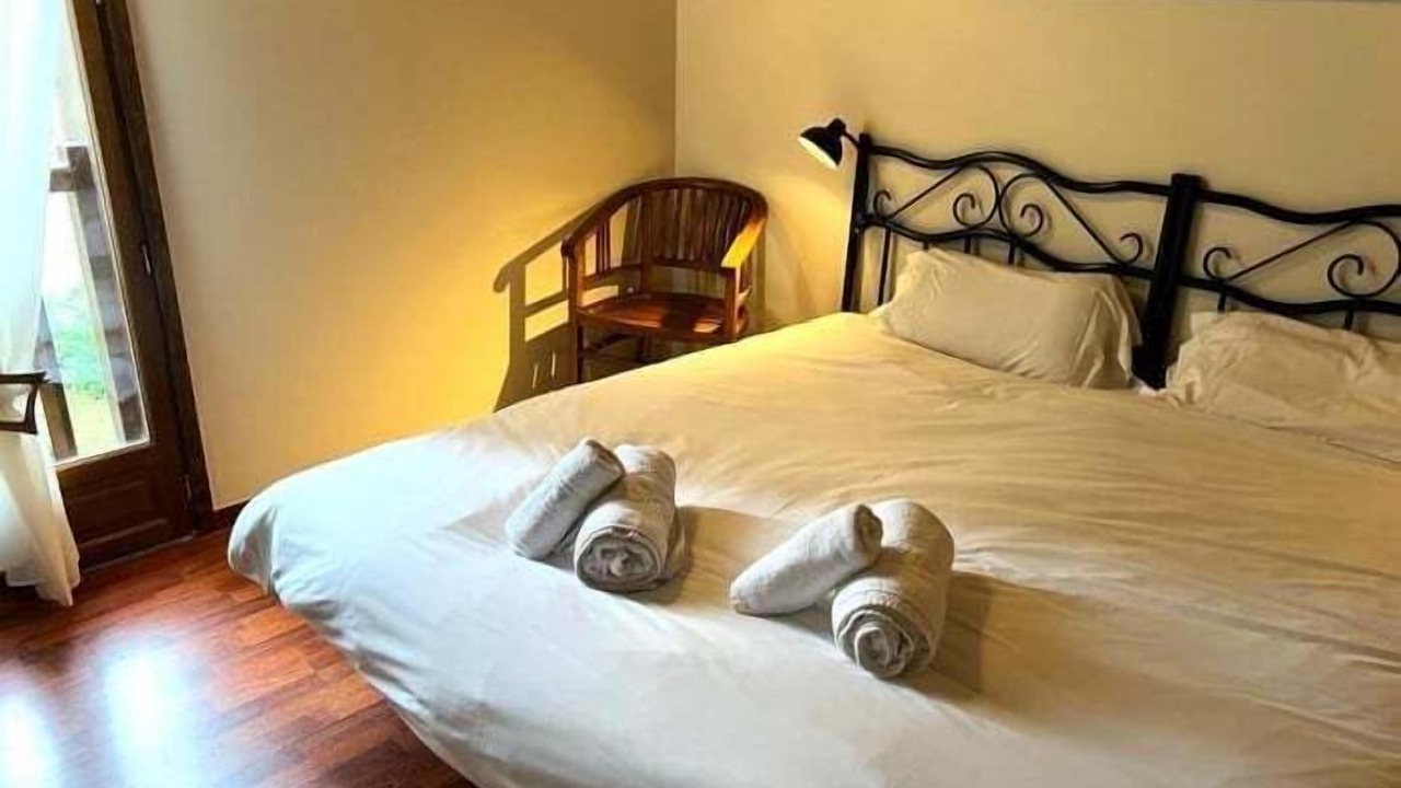 Photo of Bedroom in Estavar