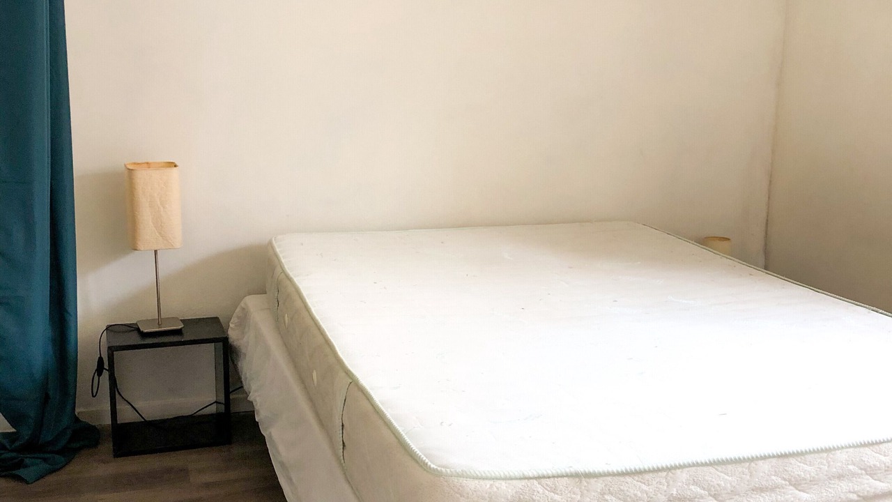 Photo of Bedroom in Ensues-la-Redonne