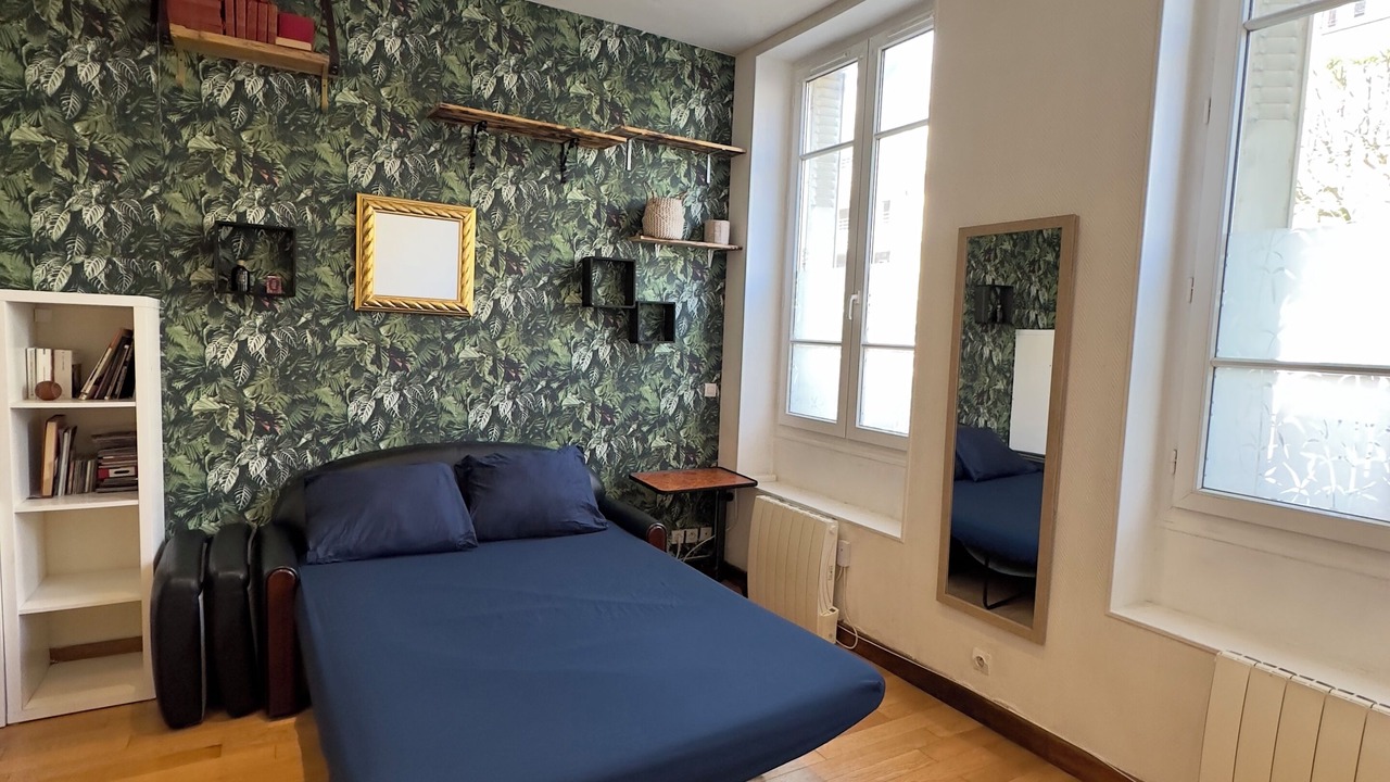 Photo of Bedroom in Romainville