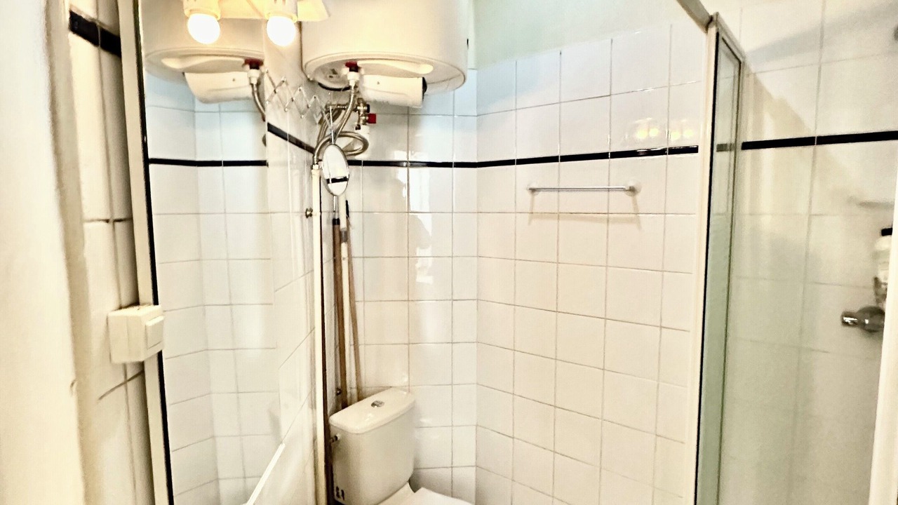 Photo of Bathroom in Romainville