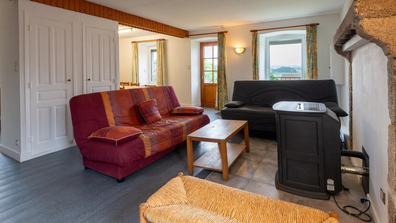 Photo of Livingroom in Saint-Paul-le-Froid