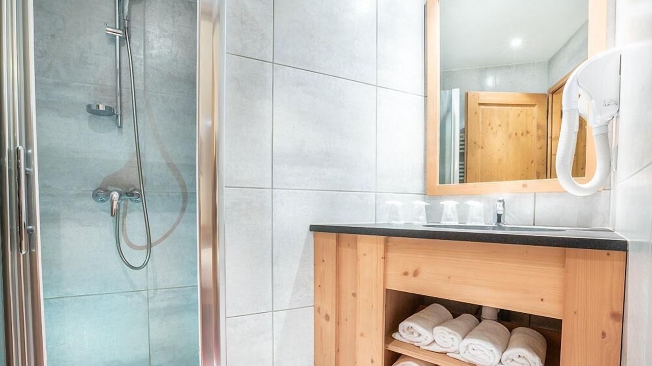 Photo of Bathroom in Les Almes