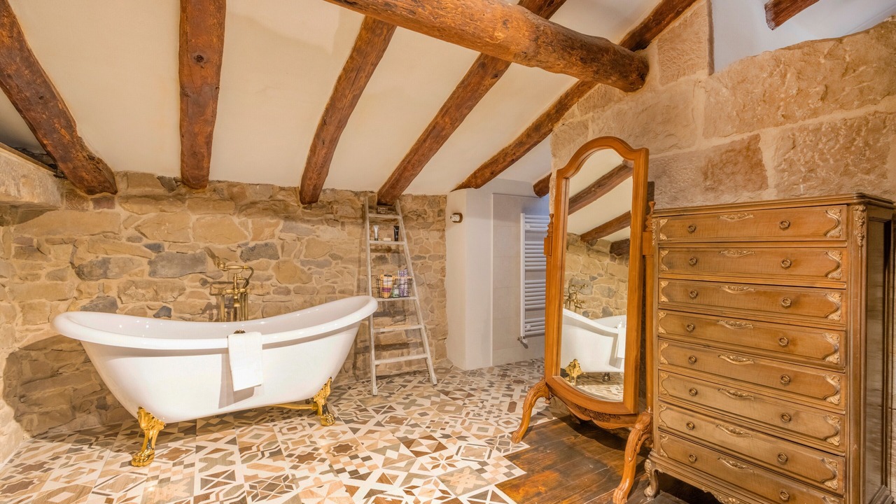 Photo of Bathroom in Nalec