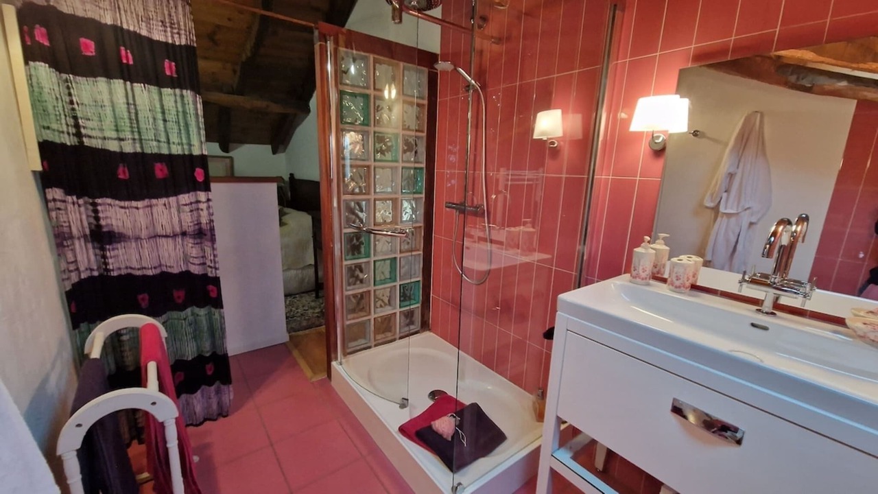 Photo of Bathroom in Saint-Andre-de-Seignanx