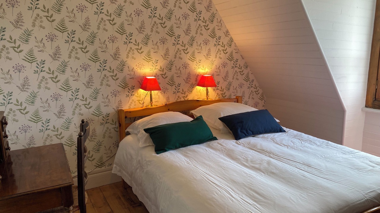 Photo of Bedroom in Malbo