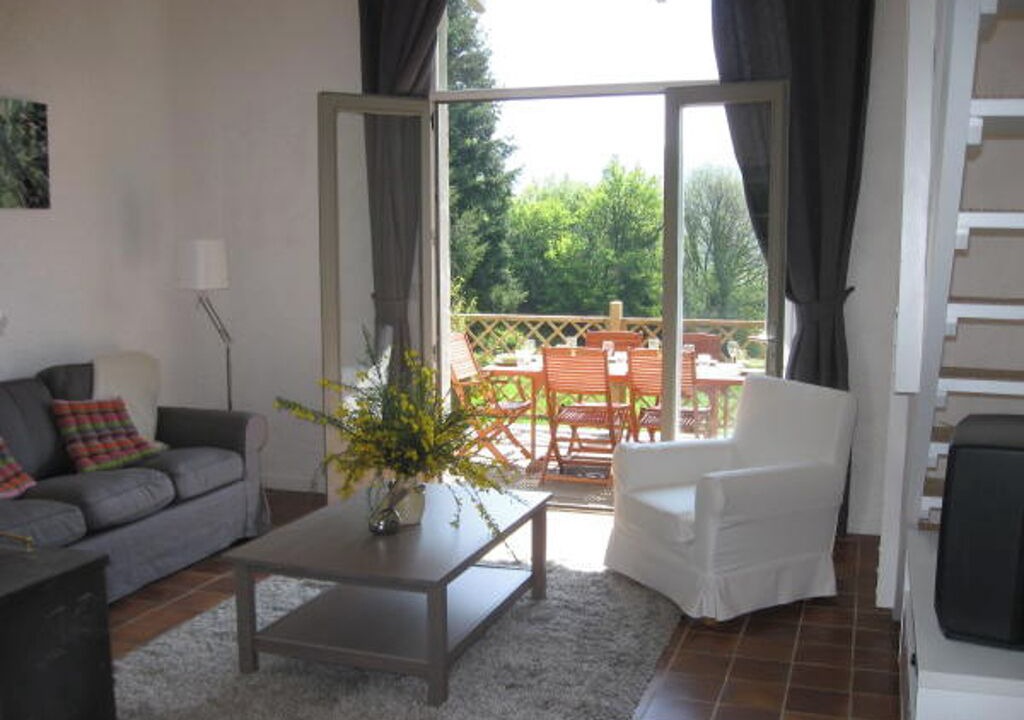 Photo of Livingroom in Peux-et-Couffouleux