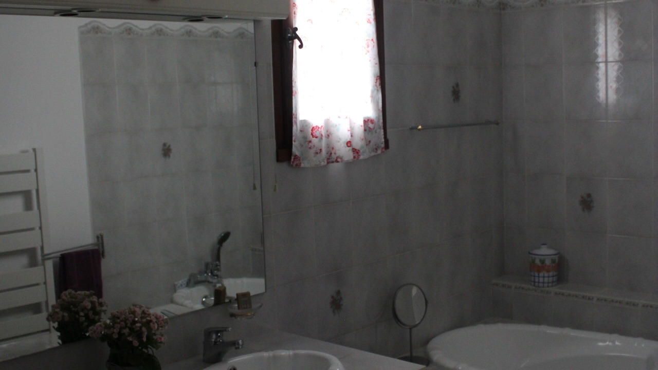 Photo of Bathroom in Salon-de-Provence