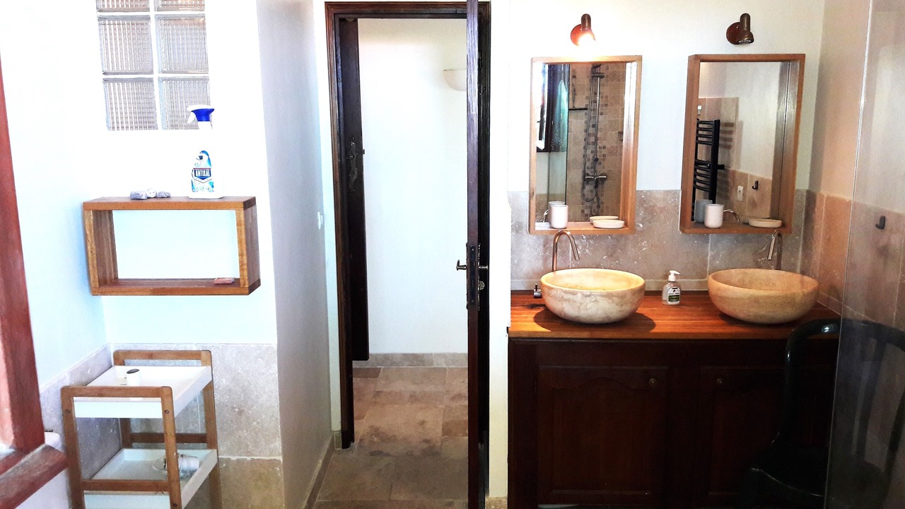 Photo of Bathroom in Villelongue-dels-Monts