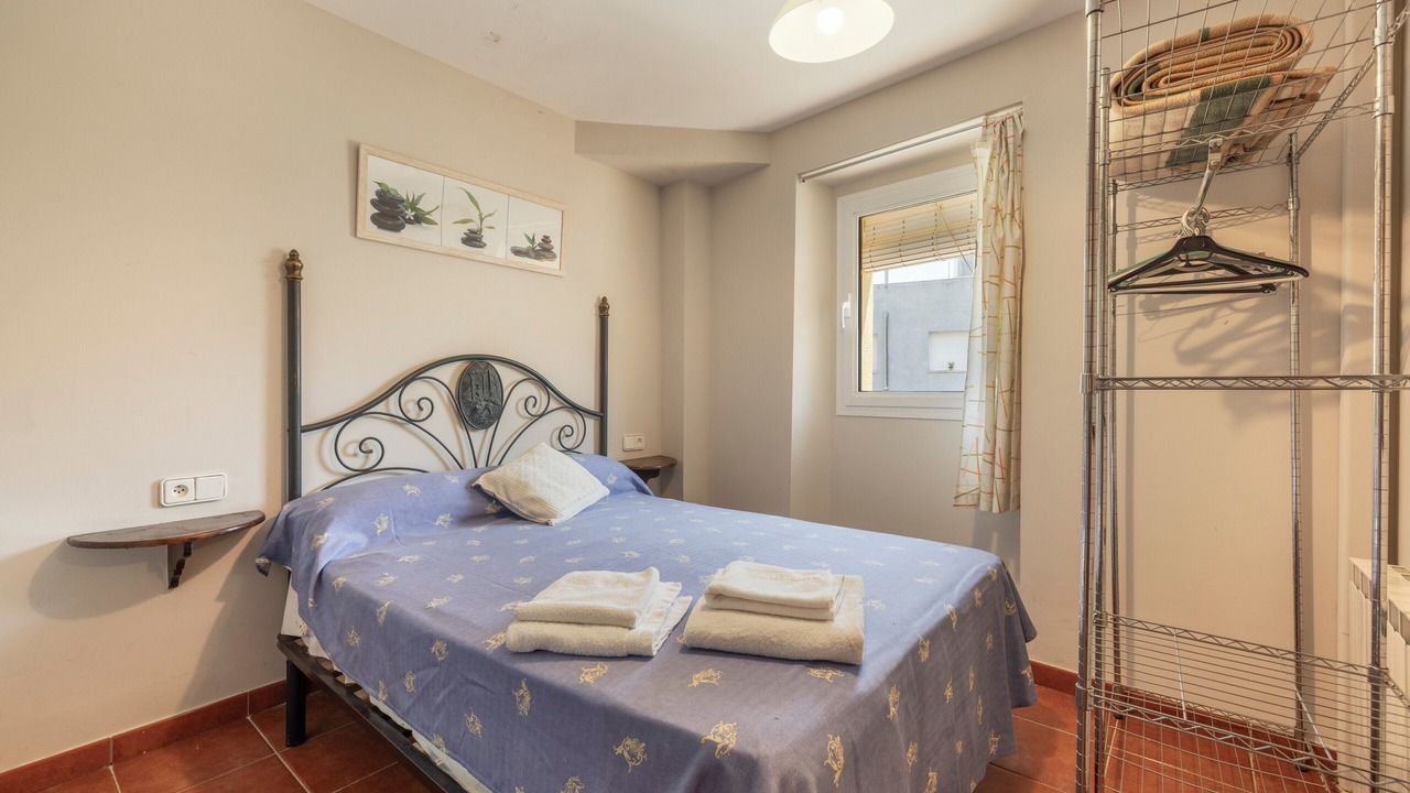 Photo of Bedroom in Alcover