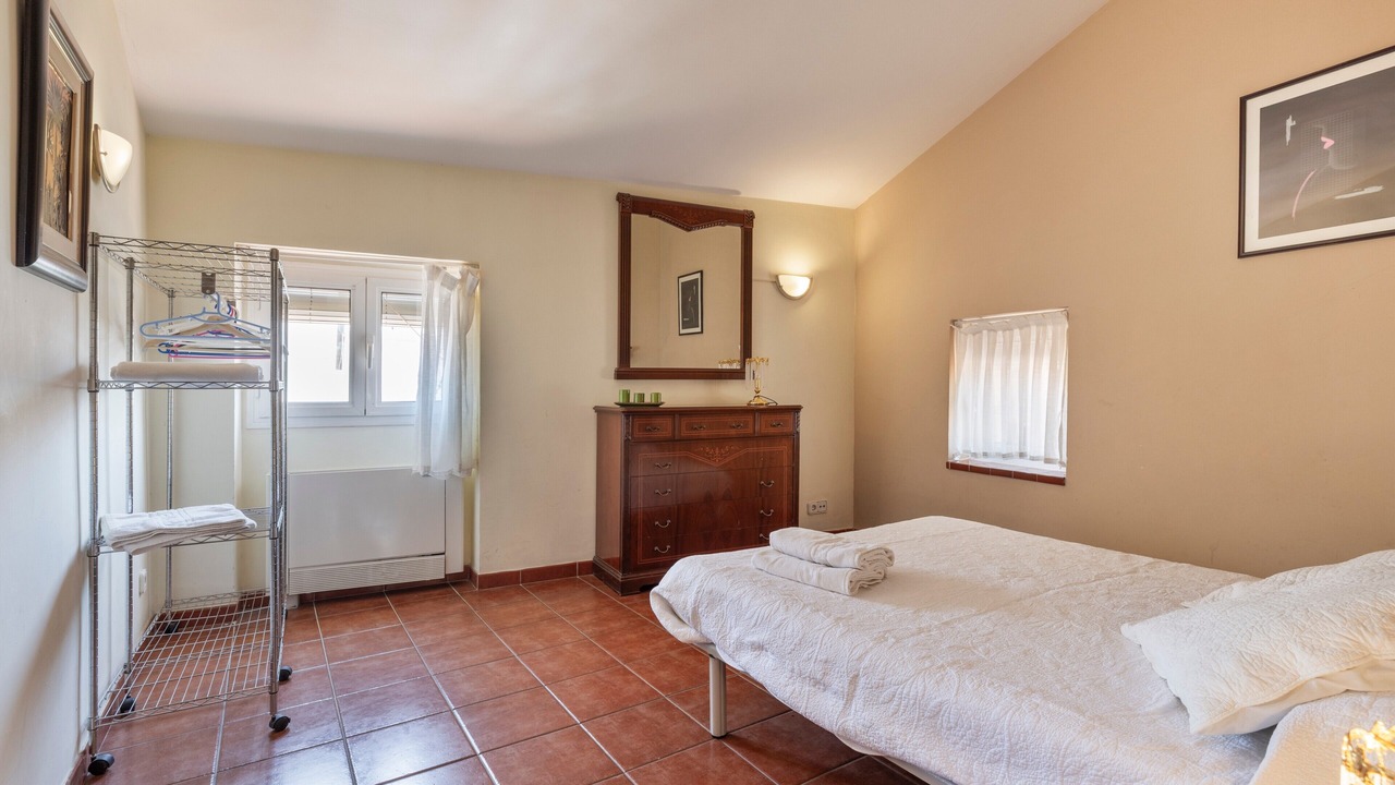 Photo of Bedroom in Alcover
