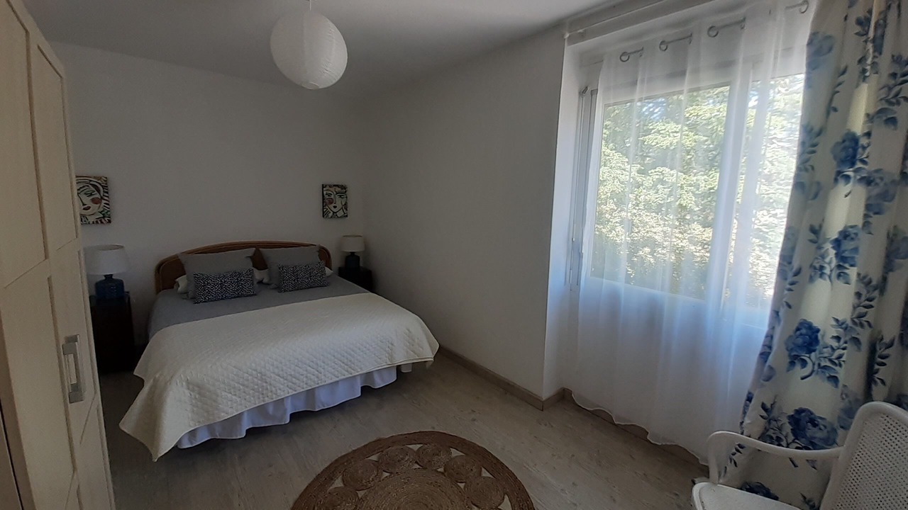 Photo of Bedroom in Villefranche-d'Albigeois