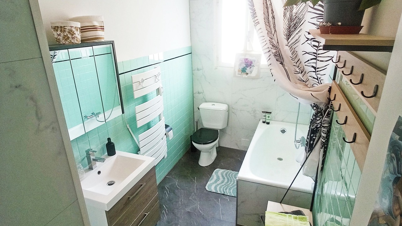 Photo of Bathroom in Ria-Sirach