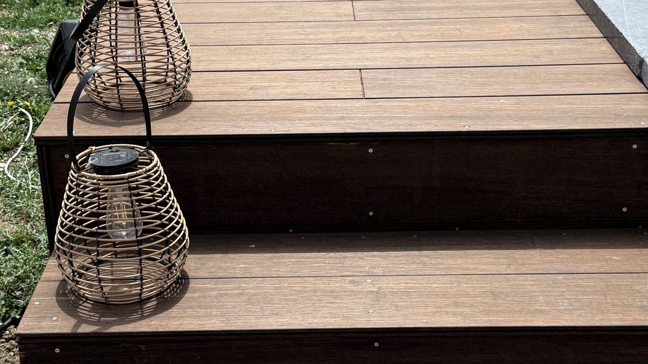 Photo of Patio Balcony in Sainte-Cecile-les-Vignes