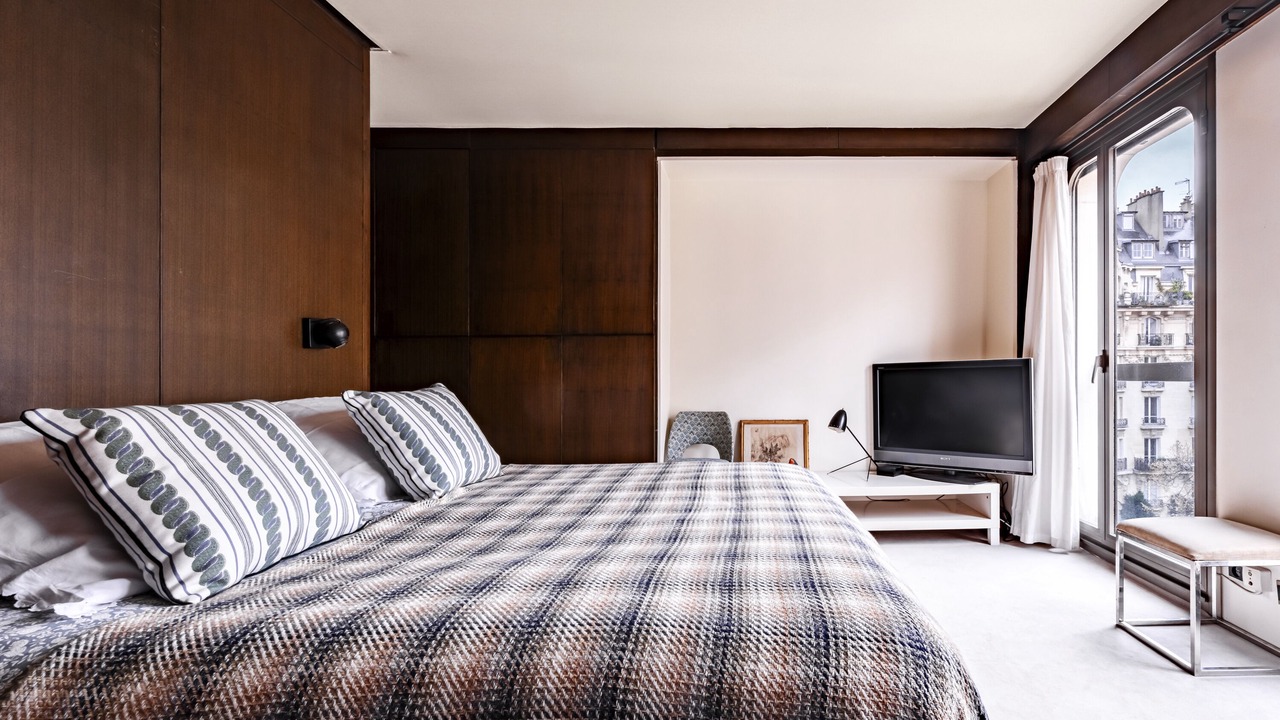 Photo of Bedroom in Quartier du Gros-Caillou