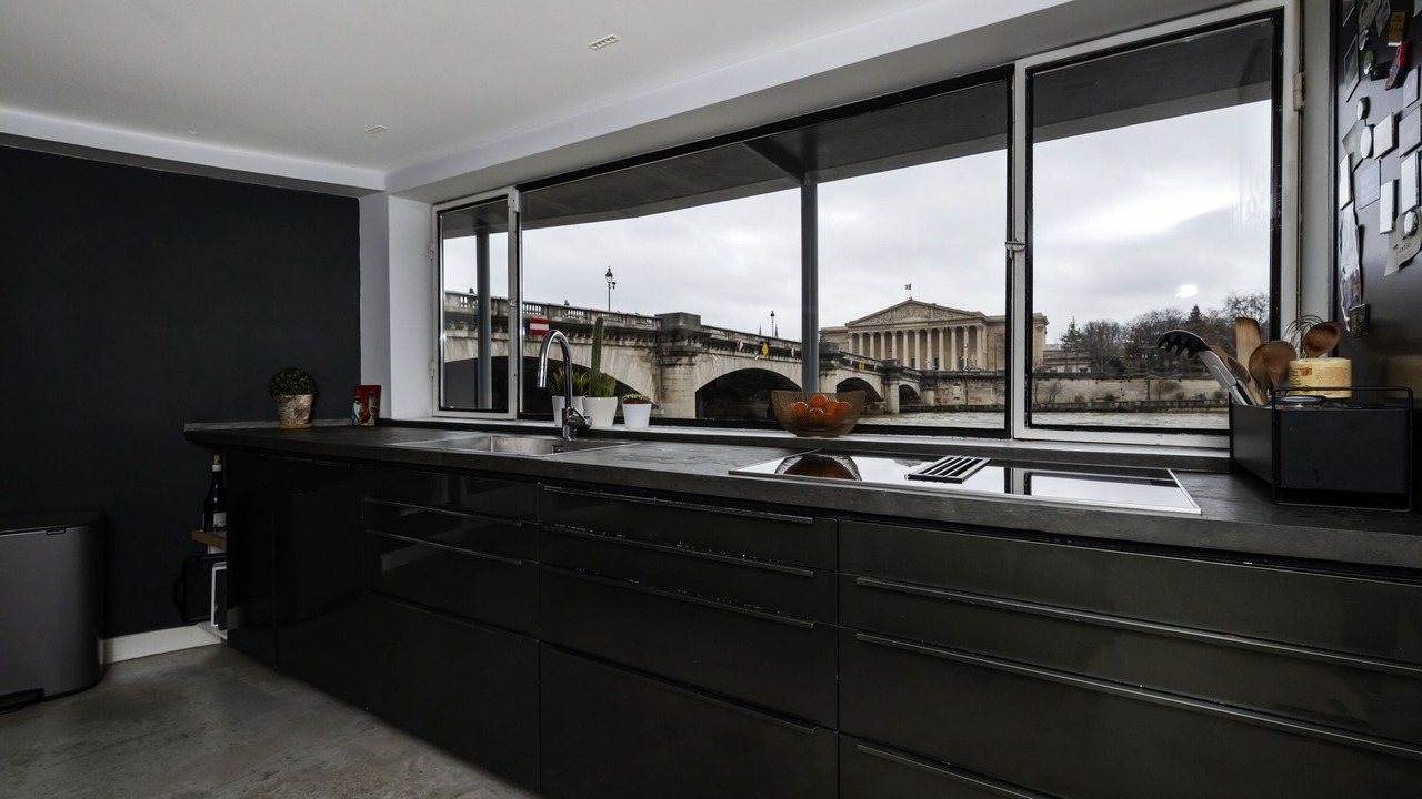 Photo of Kitchen in Quartier des Invalides