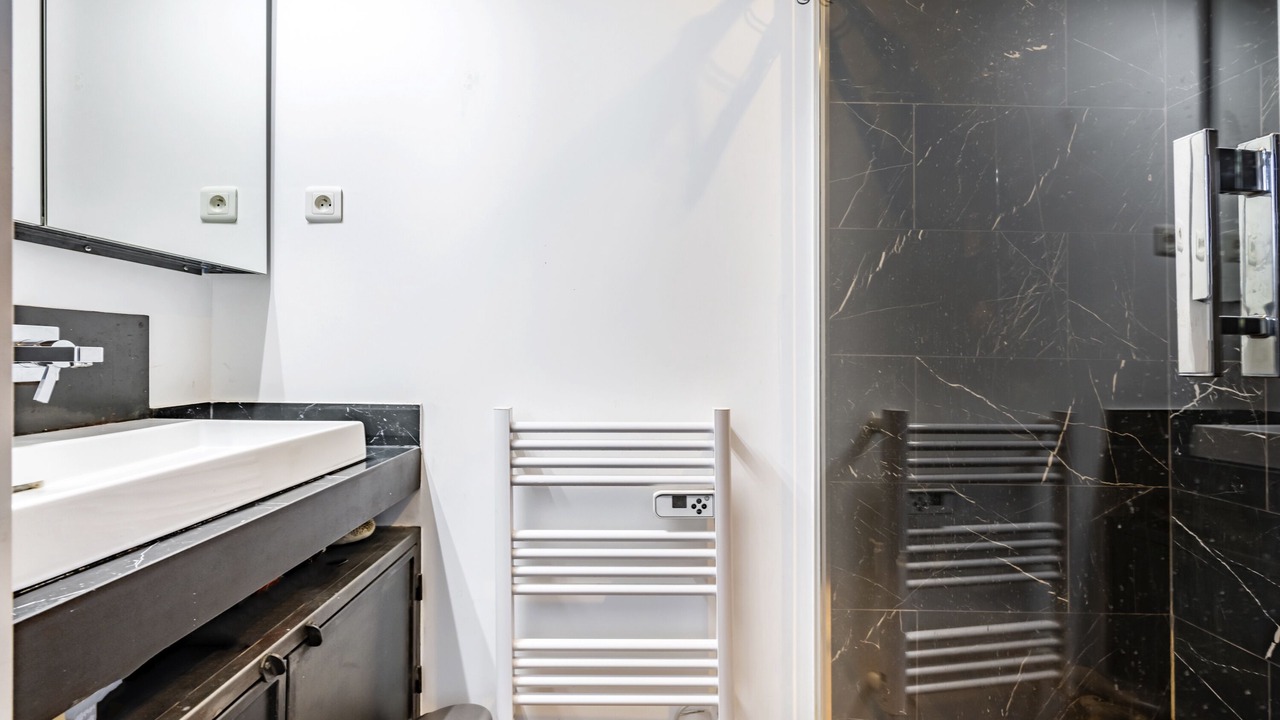 Photo of Bathroom in Quartier des Invalides