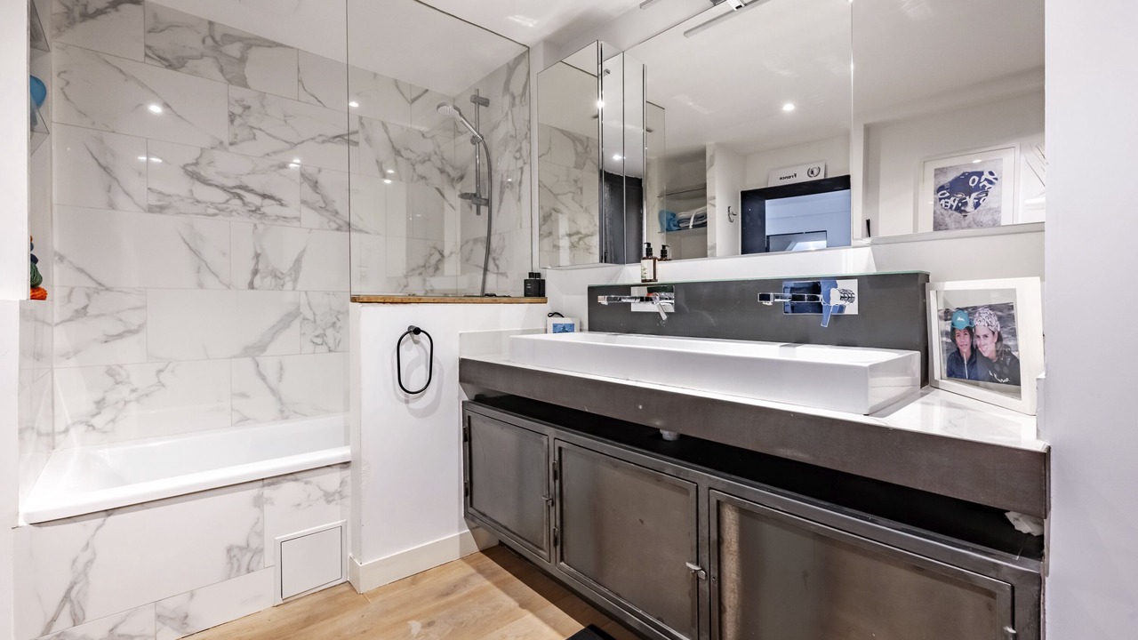 Photo of Bathroom in Quartier des Invalides