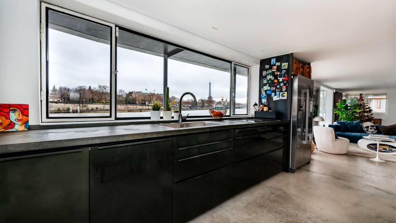 Photo of Kitchen in Quartier des Invalides