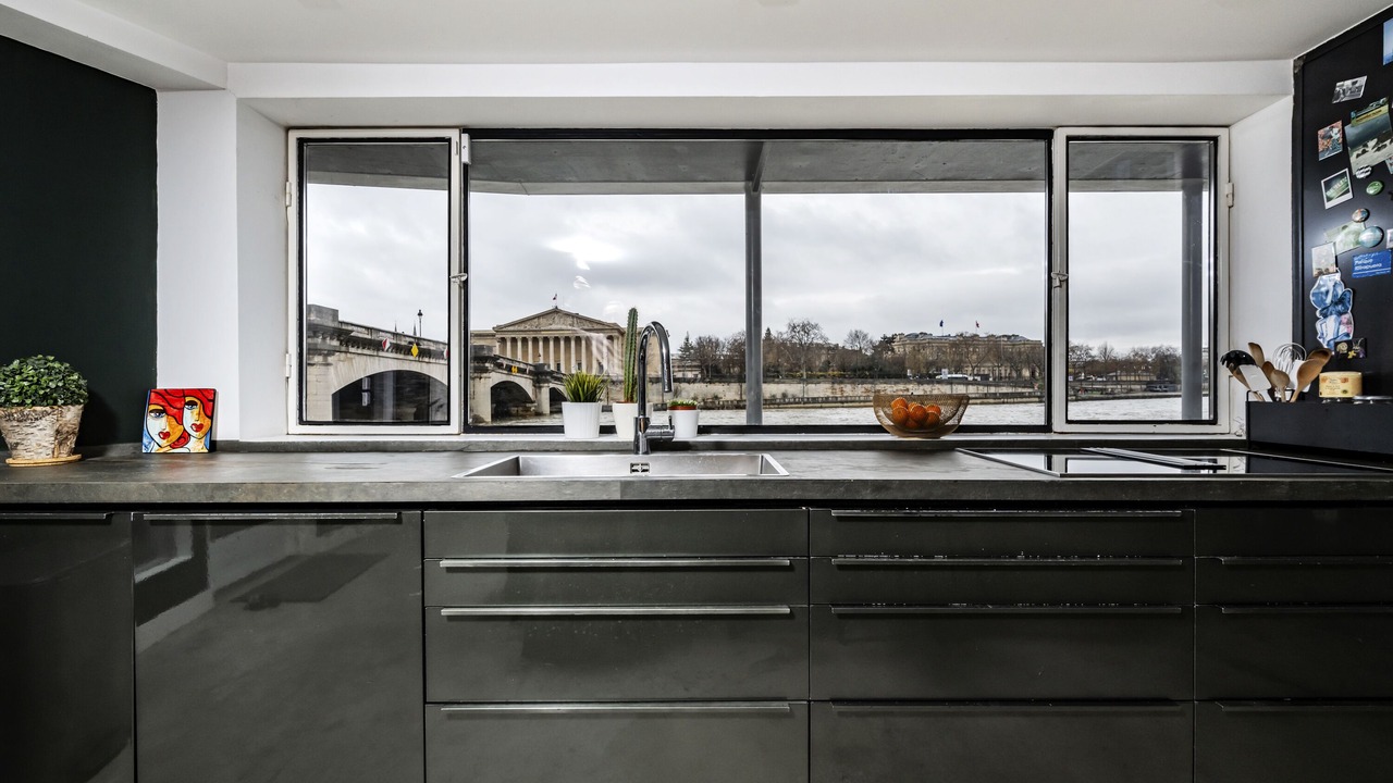 Photo of Kitchen in Quartier des Invalides