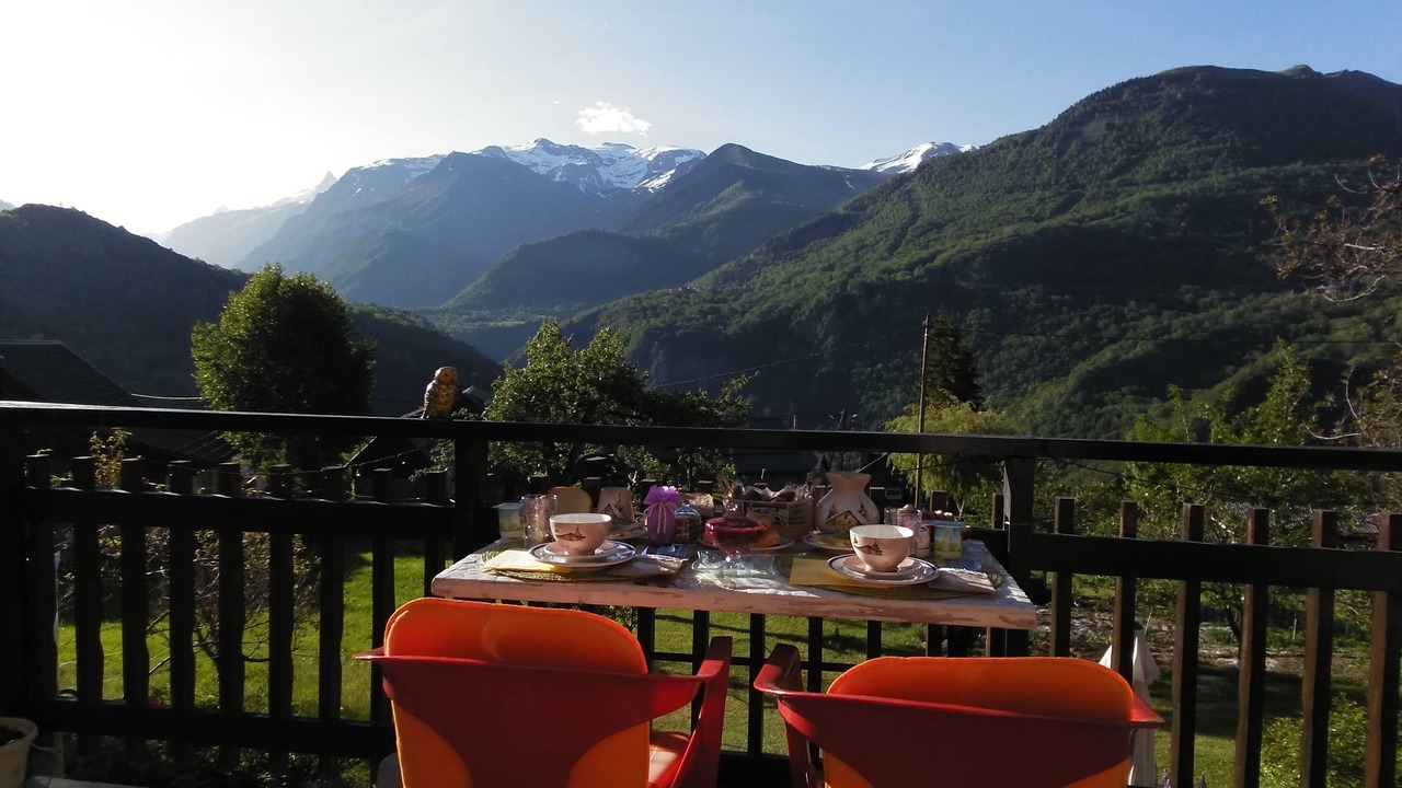 Photo of Outdoor in Auris